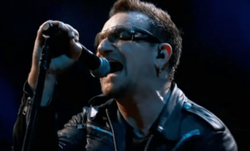 Books: That Time Bono Stopped a Concert to Read Out a Shit Review of U2 by a Kiwi Journalist