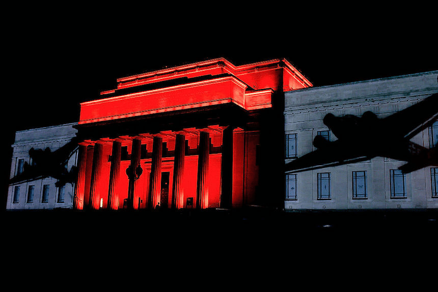 ANZAC Day at Auckland Museum, 2013. Photo Hannah Johnston/Getty 
